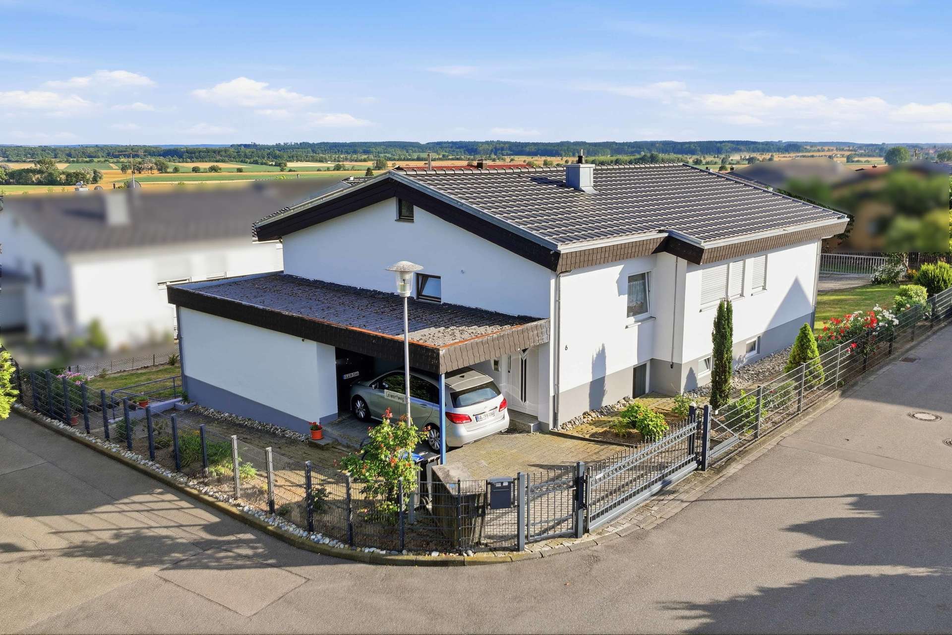 Großzügig wohnen! Einfamilienhaus mit Einliegerwohnung in gewachsener Wohnlage